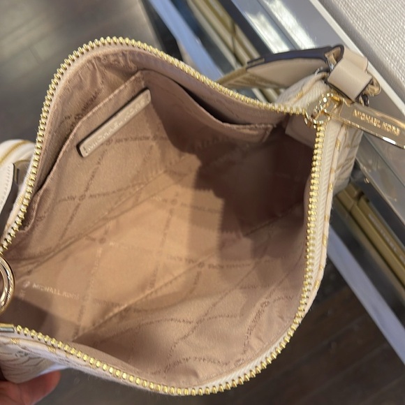 MICHAEL KORS Jet Set Travel Small Logo Jacquard Crossbody With Tech Attach NWT - Picture 12 of 16